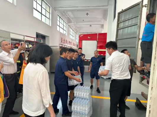 1753254923999269.png 1753254923498.png